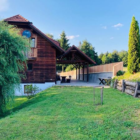 Family House Villa มอเซียร์เย ภายนอก รูปภาพ
