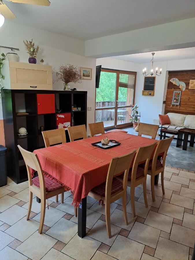 Family House Villa มอเซียร์เย ภายนอก รูปภาพ